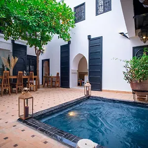 *** Riad Ajmal Marokko