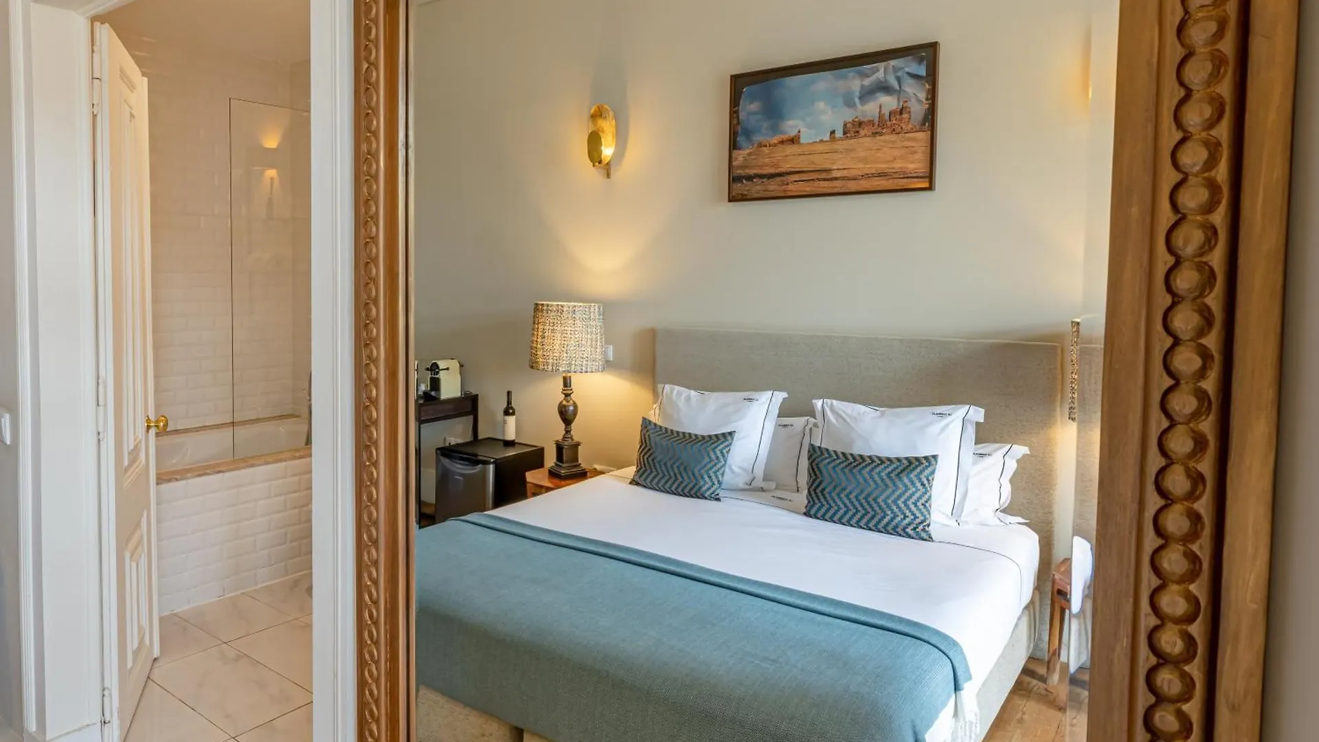 Le Consulat Hotel Lisbon 4*,